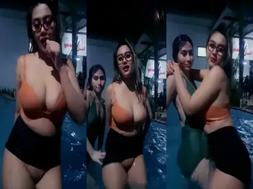 Bokep Indo Miya Bareng Bestie Pamer Montok poster